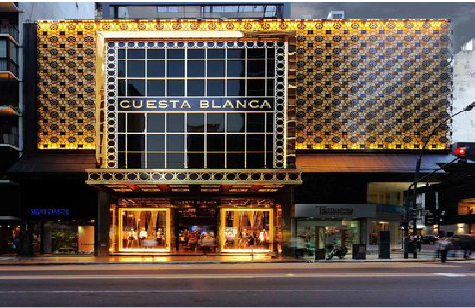 梨林门头设计与商业空间的纽带。