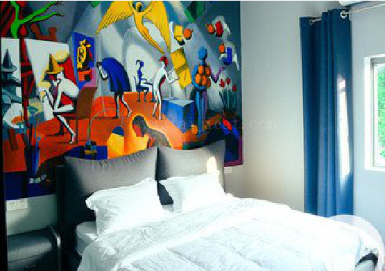 梨林对于酒店的墙体彩绘而言更注重哪些方面？